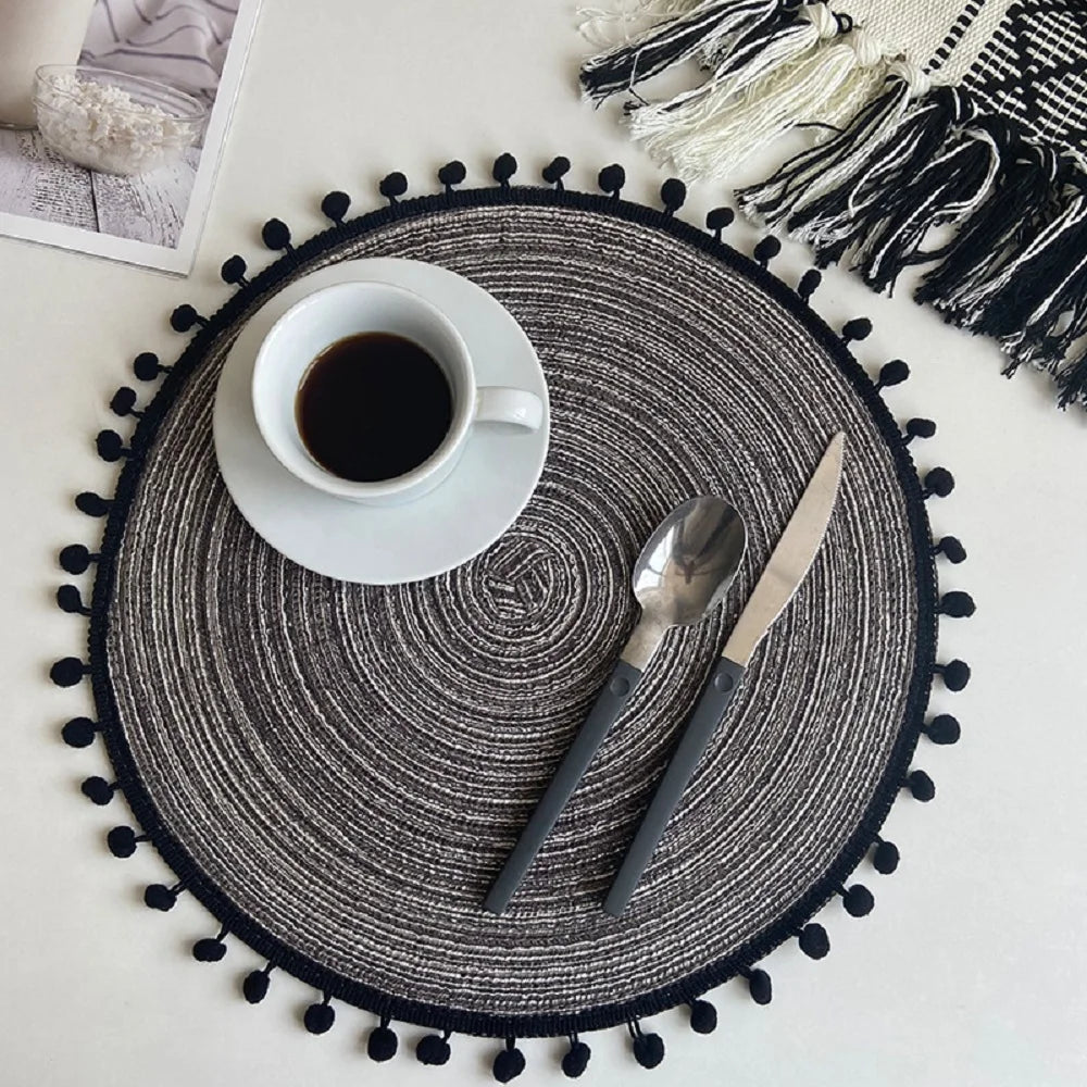 1/6/10PCS Round Braided Red Placemats