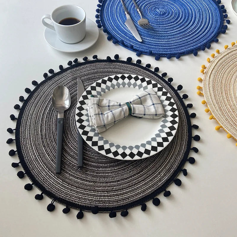 1/6/10PCS Round Braided Red Placemats