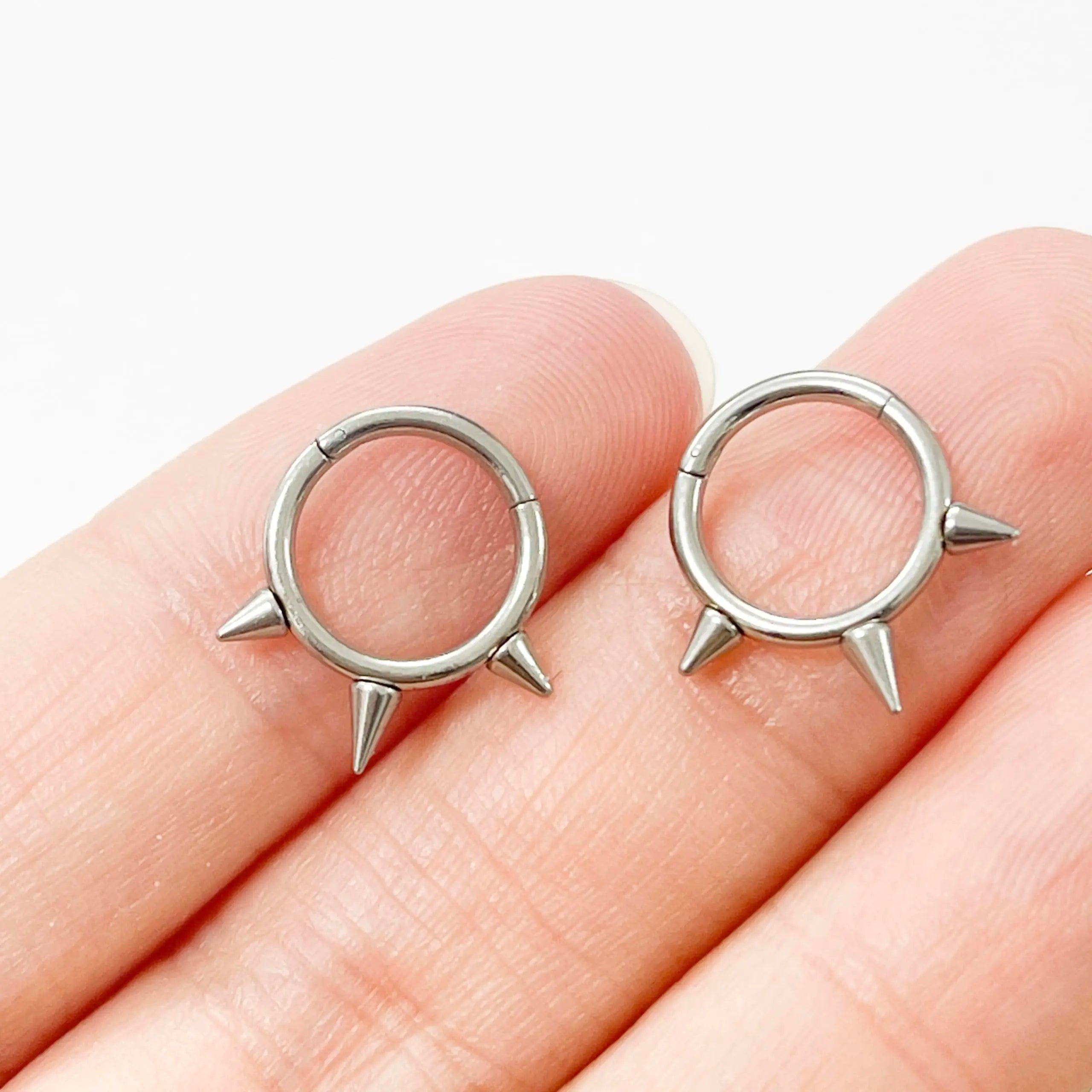 spiky rings