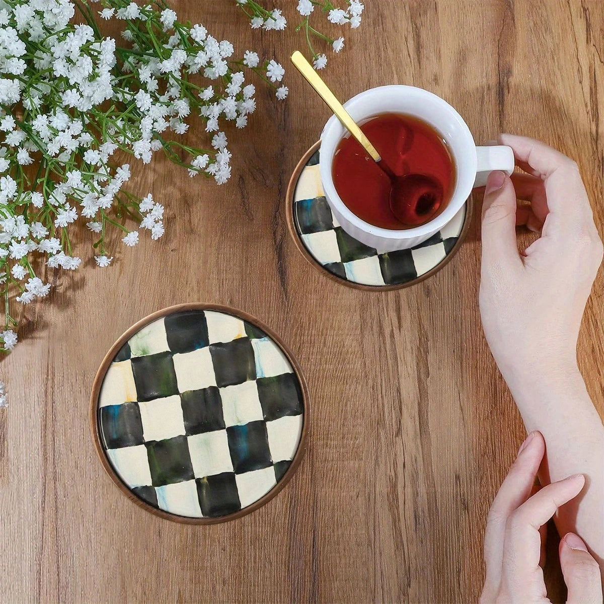 2D Flat 6pcs 4in Plaid Round Wooden Cup Coasters Heat-resistant Slip-resistant Artistic Coffee Tea Cup Matss Home Kitchen Gifts