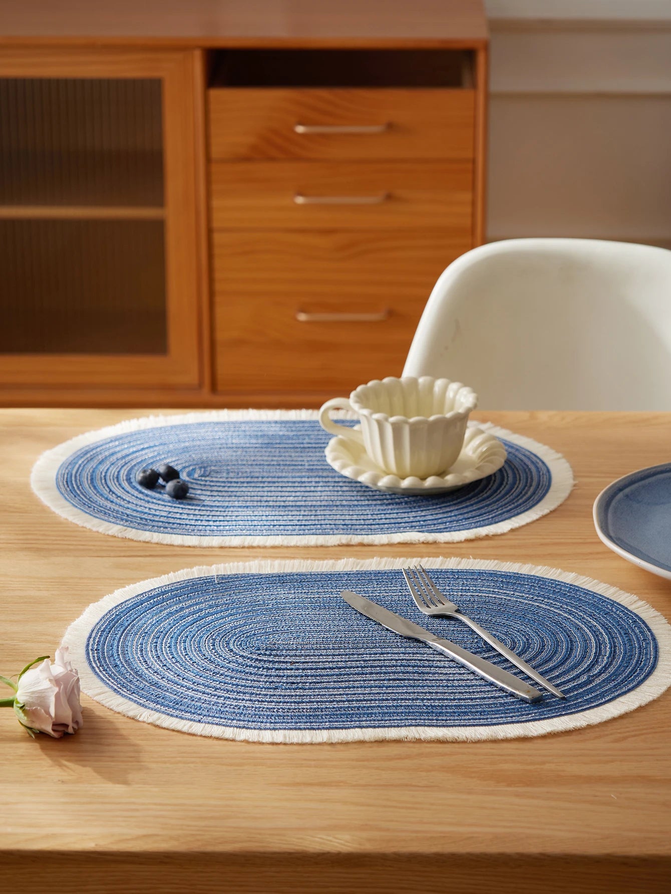 4pcs/set High Quality Handmade Oval Woven Braided Placemats 18x12inch