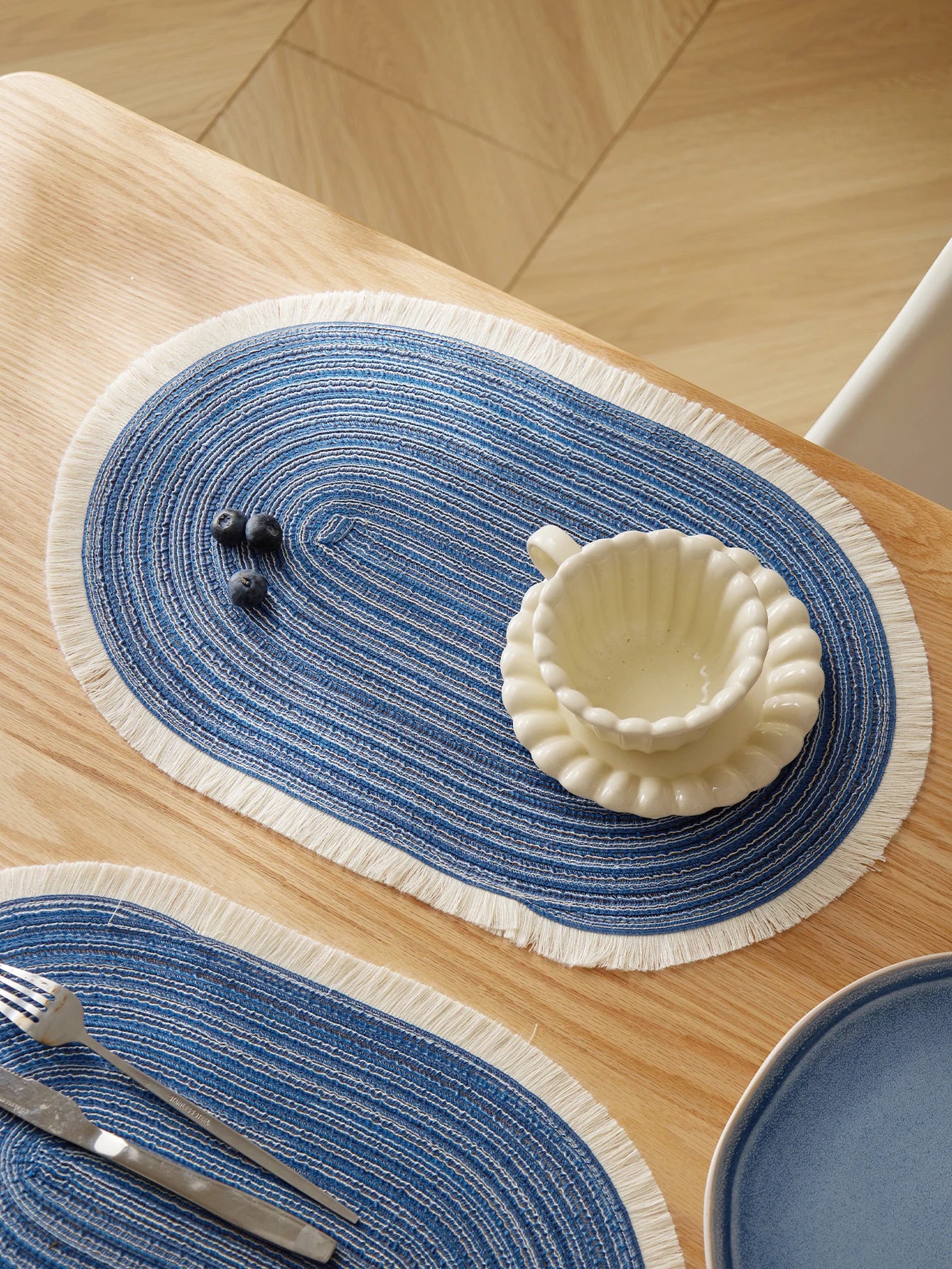 4pcs/set High Quality Handmade Oval Woven Braided Placemats 18x12inch