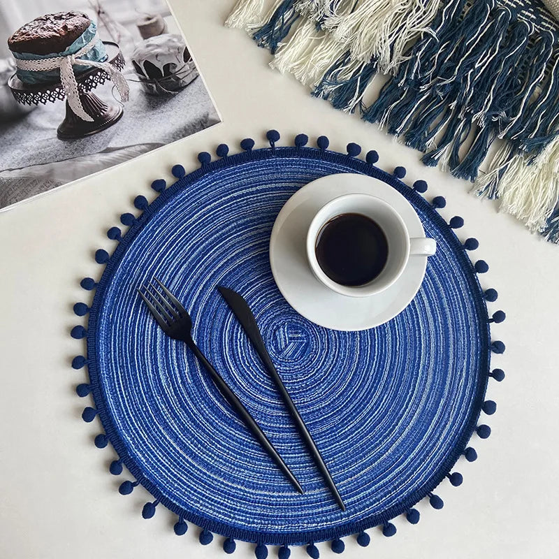 1/6/10PCS Round Braided Red Placemats